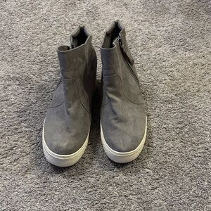 Gray High-Top Women's Shoes
